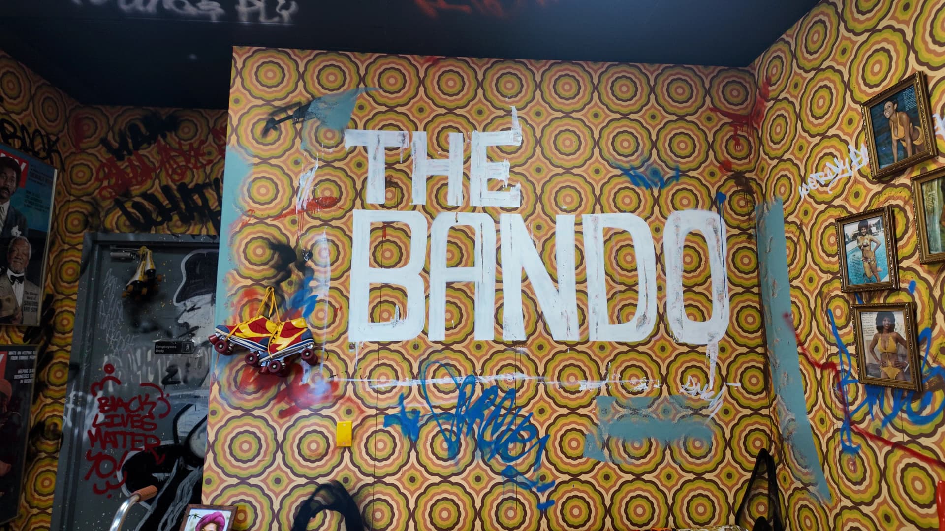 The Bando visual